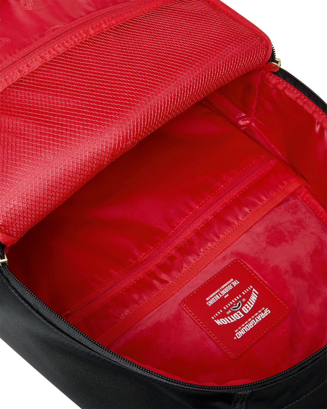 SHARK CENTRAL BANK BACKPACK - Image 11